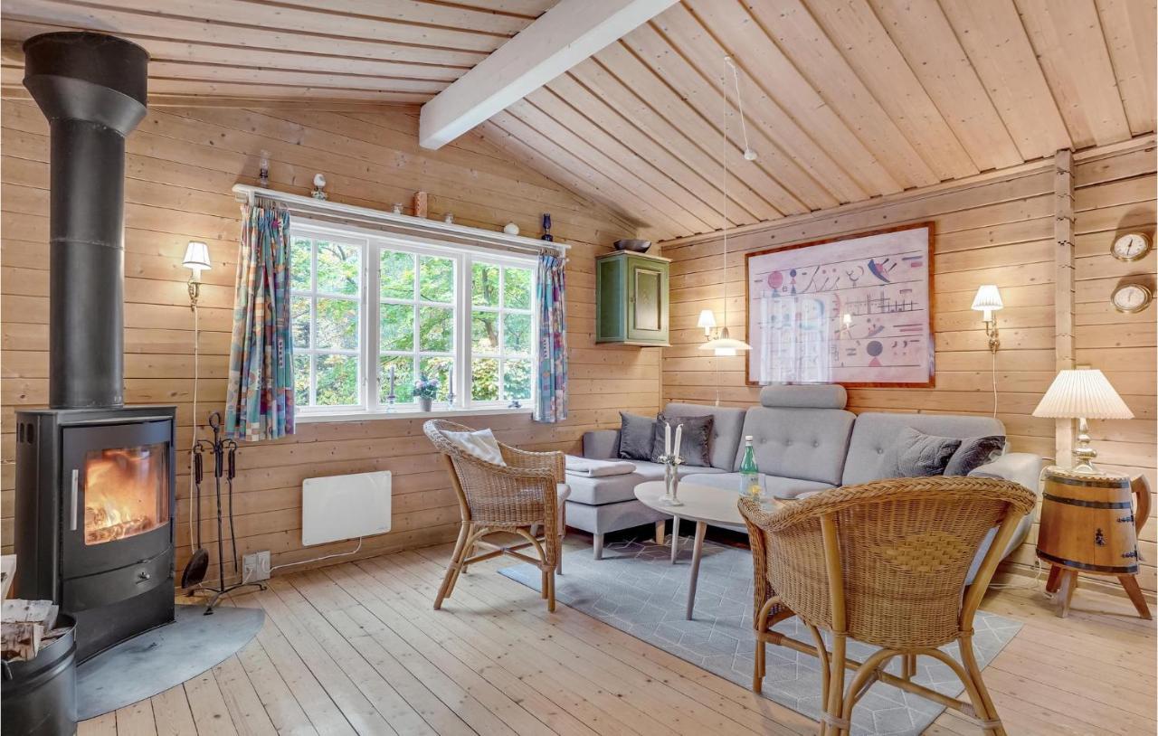 3 Bedroom Cozy Home In Børkop Dış mekan fotoğraf