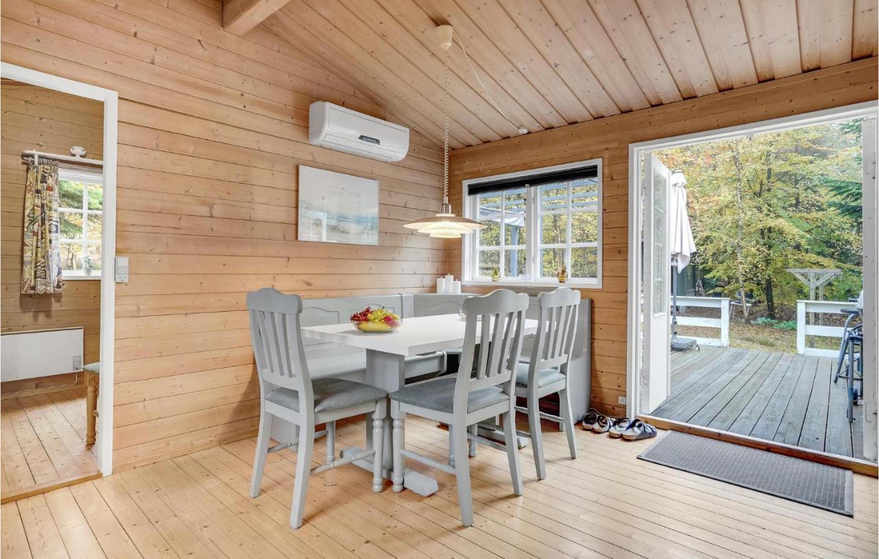 3 Bedroom Cozy Home In Børkop Dış mekan fotoğraf